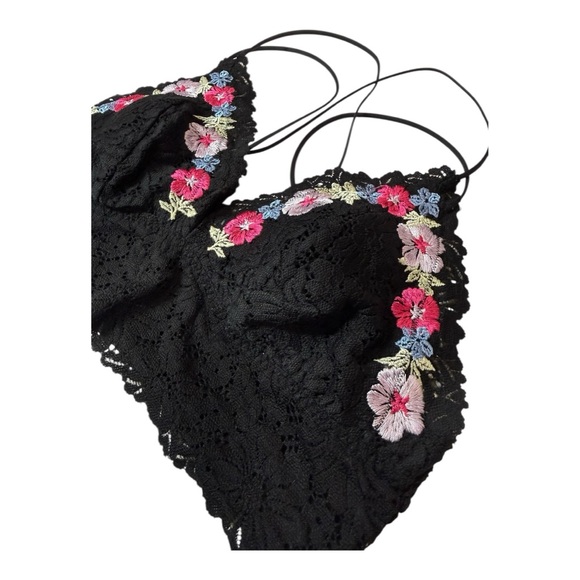PINK Victoria’s Secret Large Black Lace Floral Embroidered Bralette - Picture 3 of 10